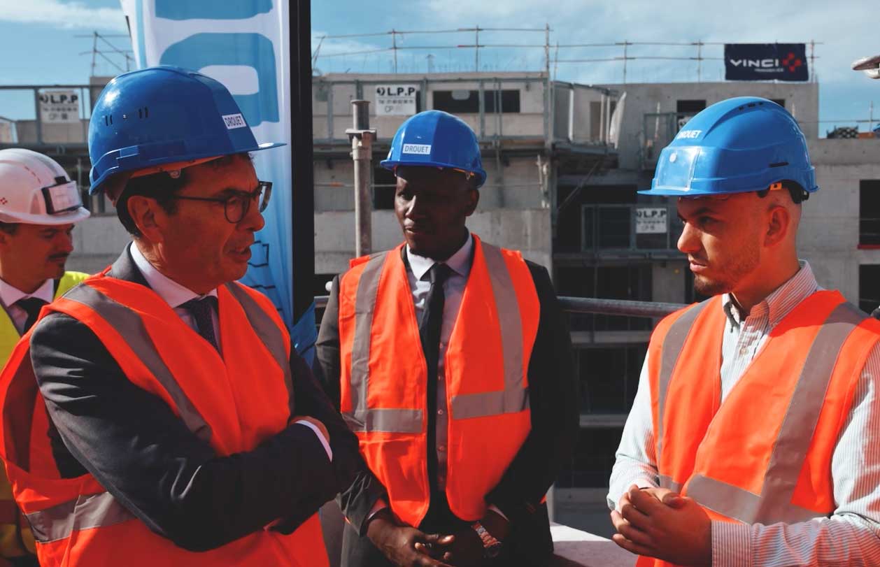 Le ministre du Travail soutient les actions de l'OPPBTP